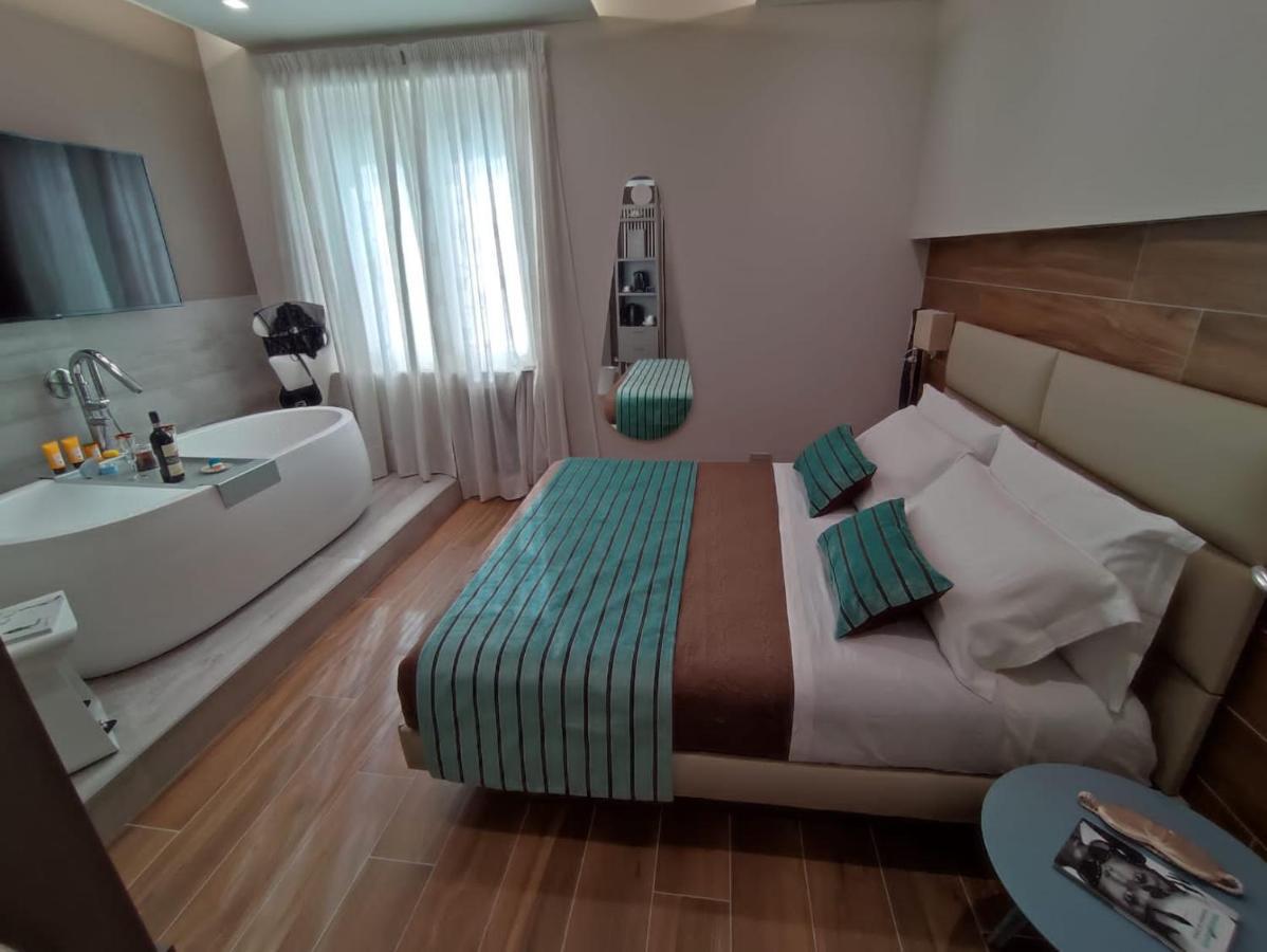 Il Sogno Di Afrodite Luxury B And B Рим Екстериор снимка