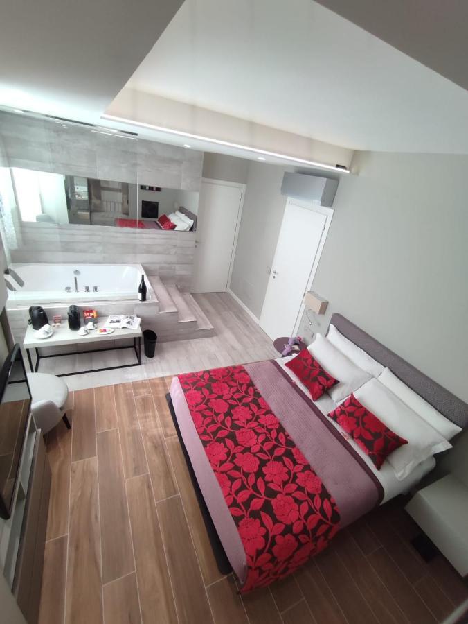Il Sogno Di Afrodite Luxury B And B Рим Екстериор снимка