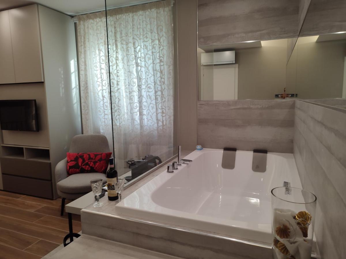 Il Sogno Di Afrodite Luxury B And B Рим Екстериор снимка